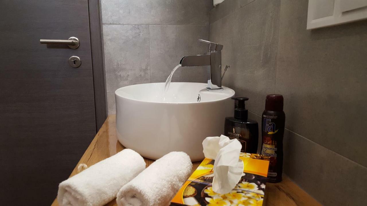 Apartment Imperia *** Πούλα Εξωτερικό φωτογραφία