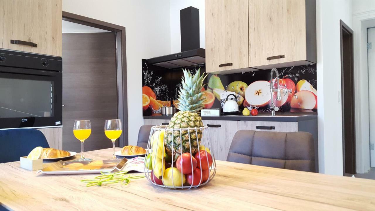 Apartment Imperia *** Πούλα Εξωτερικό φωτογραφία