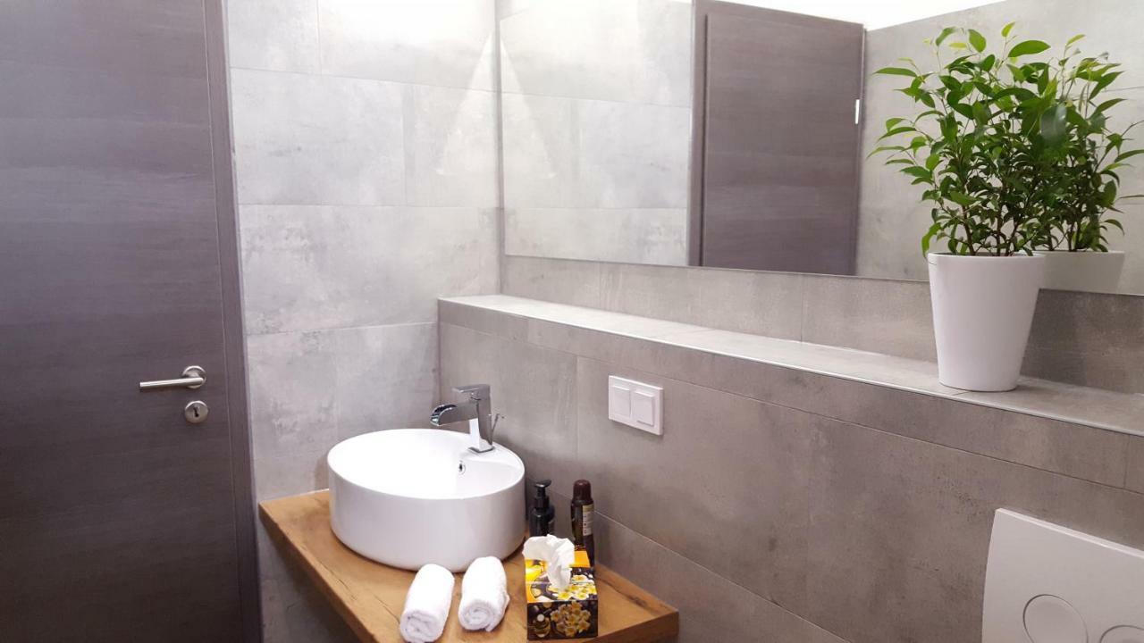 Apartment Imperia *** Πούλα Εξωτερικό φωτογραφία